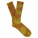 One-of-a-kind men's tie dye crew socks in rust and mustard, hand-dyed, made in Portugal by Escuyer