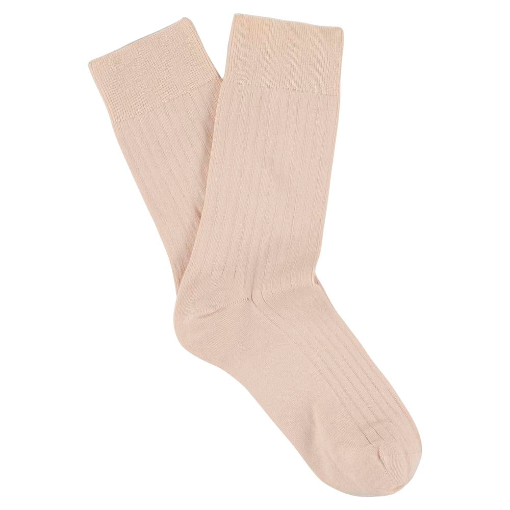 Escuyer Women Classic Ribbed Socks in Pink – folded pair on white background