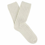 Escuyer women's cashmere crew socks in Ecru — mid-calf crew cut, premium cashmere and virgin wool blend, handmade in Portugal